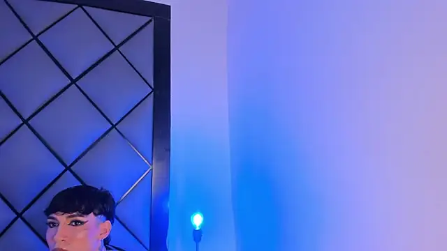 Snapshot of GeorginaCute_ chatting on 11/28/25, 01:36 GeorginaCute online show from 11/28/25, 01:36