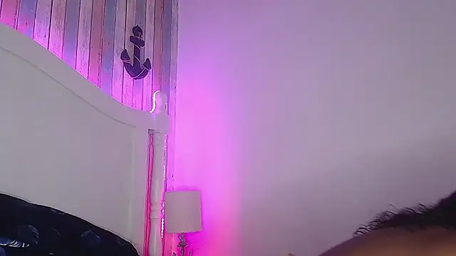 Snapshot of NaiaGils chatting on 09/17/25, 07:15 NaiaGils online show from 09/17/25, 07:15