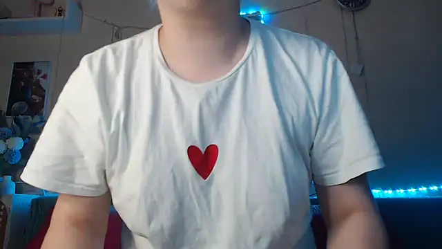 Snapshot of Karolina_love_ chatting on 01/10/25, 11:29 Karolina love  online show from 01/10/25, 11:29