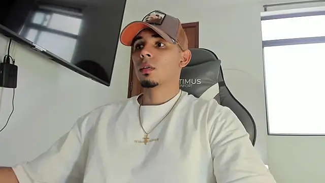 joss 111 online show from 11/01/25, 07:05