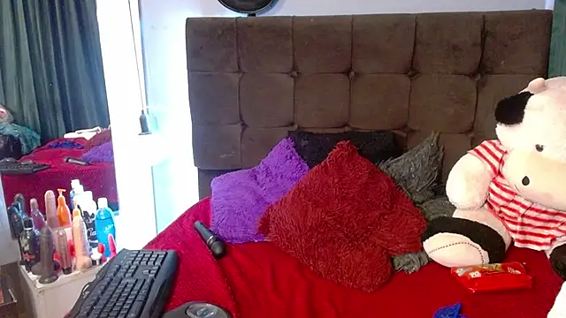 RubyWatson50 online show from 12/02/24, 08:11