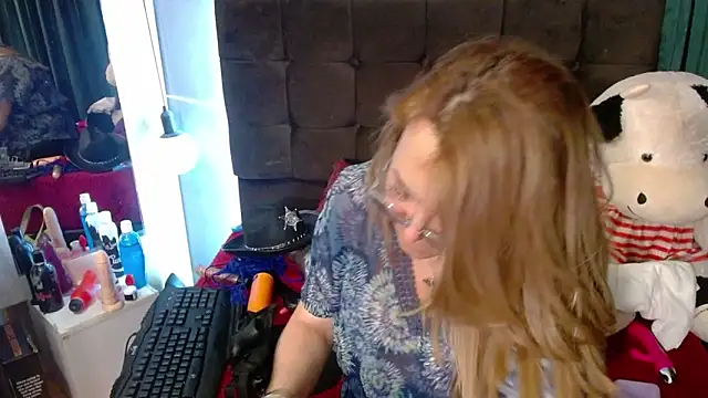 RubyWatson50 online show from 12/05/24, 02:42