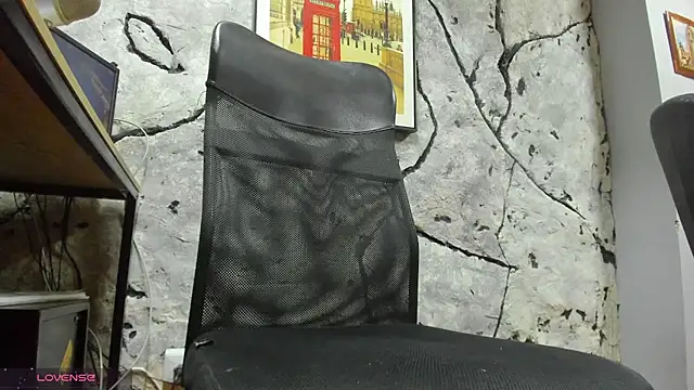 Snapshot of Maxi_TheBigDaddy chatting on 01/09/26, 03:15 Maxi TheBigDaddy online show from 01/09/26, 03:15