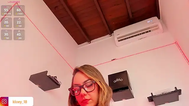 kloey hoot online show from 12/30/24, 10:45