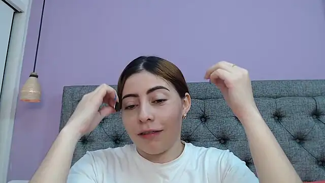 Snapshot of LilaSuni chatting on 09/13/25, 03:23 LilaSuni online show from 09/13/25, 03:23