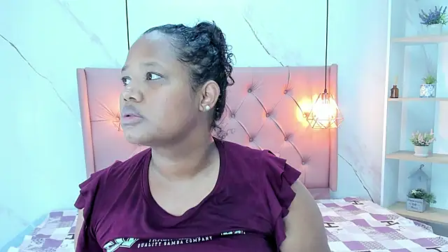 Belle Brunette online show from 10/04/25, 09:35