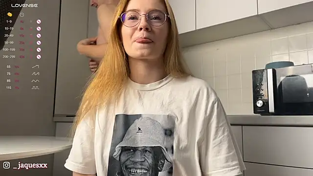 Snapshot of Jaquesxxx chatting on 02/10/25, 02:59 Jaquesxxx online show from 02/10/25, 02:59