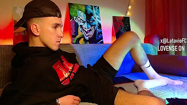Midnighter  online show from 01/28/25, 06:39