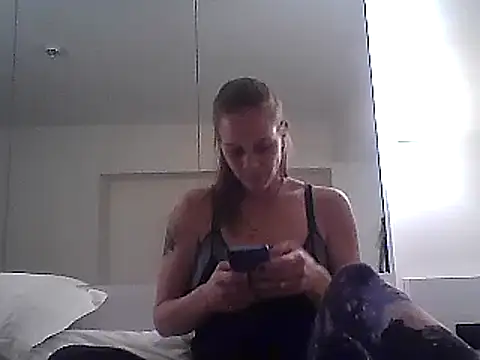 Snapshot of WildScorpio86 chatting on 01/27/25, 04:01 WildScorpio86 online show from 01/27/25, 04:01