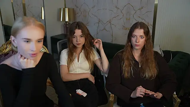 Snapshot of Amelia_Blaze chatting on 10/07/25, 11:18 Amelia Blaze online show from 10/07/25, 11:18