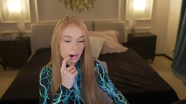 Snapshot of Amelia_Blaze chatting on 10/24/25, 11:28 Amelia Blaze online show from 10/24/25, 11:28