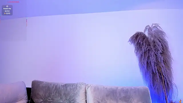 Snapshot of charlottewhitte chatting on 11/30/25, 01:15 charlottewhitte online show from 11/30/25, 01:15