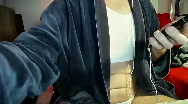 Snapshot of Chcitoodtebe chatting on 01/30/25, 08:10 Chcitoodtebe online show from 01/30/25, 08:10