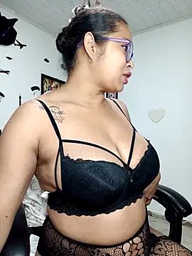 chalohott online show from 10/12/25, 08:57