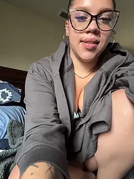 QueenNuttCollector online show from 06/27/26, 07:30