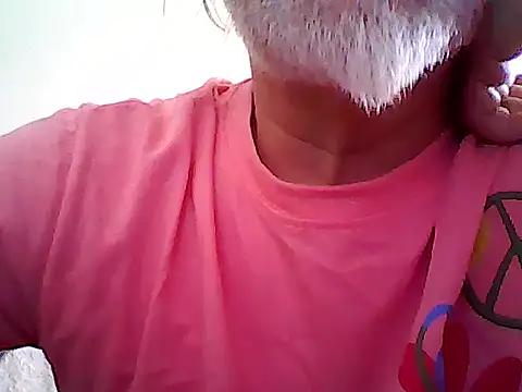 Snapshot of xcimeru chatting on 05/22/26, 01:39 xcimeru online show from 05/22/26, 01:39