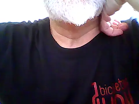 Snapshot of xcimeru chatting on 05/29/26, 01:31 xcimeru online show from 05/29/26, 01:31