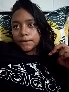 Chiara petterson online show from 02/06/25, 08:23