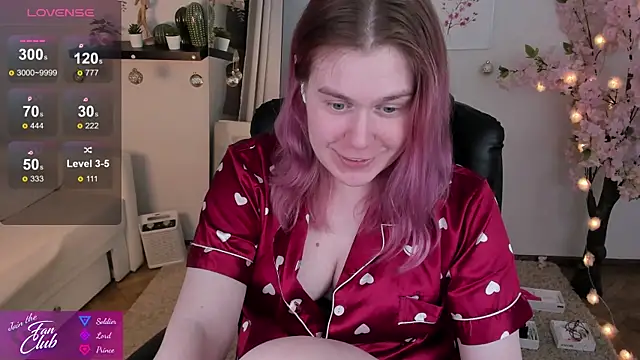 Snapshot of Nancy_Sun_ chatting on 01/10/25, 05:24 Nancy Sun online show from 01/10/25, 05:24