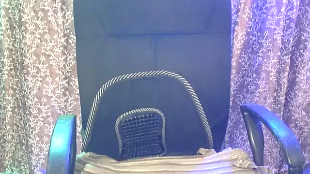 iam-moni2 online show from 10/07/25, 02:31