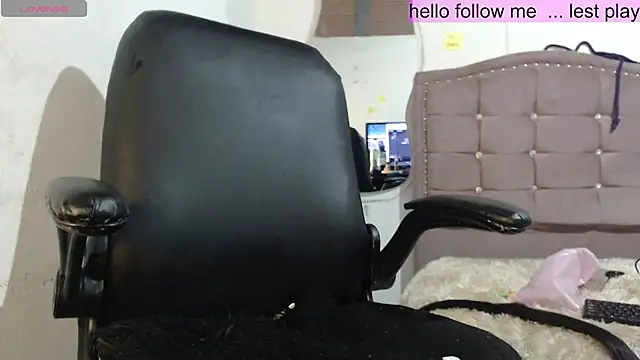 toxxxic cams online show from 01/06/25, 06:14