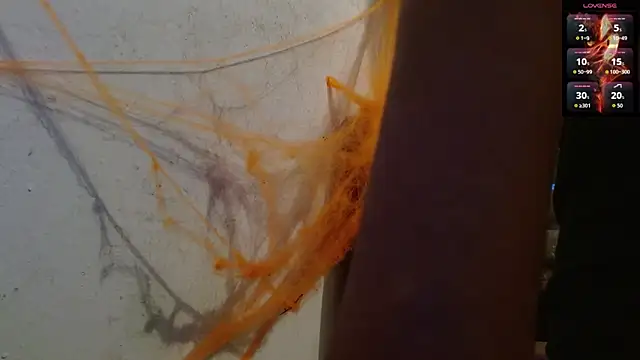 Snapshot of toxxxic_cams chatting on 10/27/25, 09:13 toxxxic cams online show from 10/27/25, 09:13