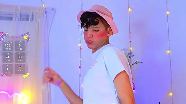 Ariel Femboy  online show from 10/03/25, 03:14