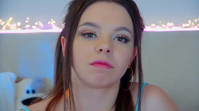 ElisabethDavis online show from 03/19/25, 09:58