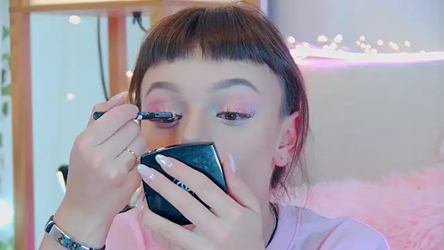 ElisabethDavis online show from 09/17/25, 03:24