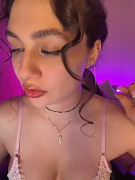Snapshot of Your_insomniya chatting on 06/20/26, 09:17 Your insomniya online show from 06/20/26, 09:17