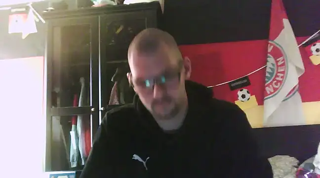 Die-geile-Sau online show from 03/16/25, 12:00