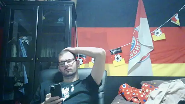 Die-geile-Sau online show from 01/13/26, 08:25