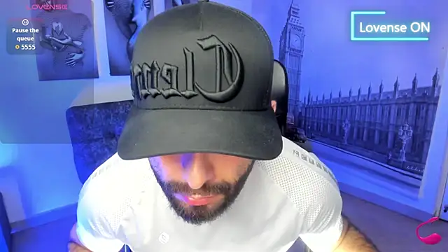 Snapshot of jhon_bear03 chatting on 09/24/25, 11:13 jhon bear03 online show from 09/24/25, 11:13