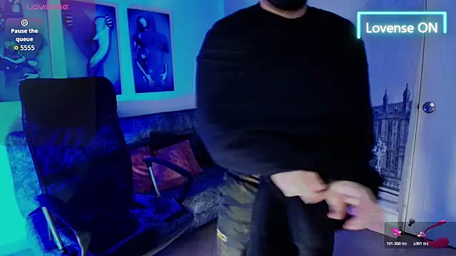 Snapshot of jhon_bear03 chatting on 10/22/25, 11:10 jhon bear03 online show from 10/22/25, 11:10