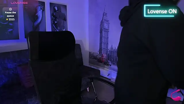 jhon bear03 online show from 10/25/25, 11:07