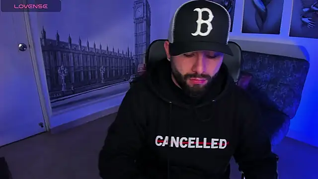 Snapshot of jhon_bear03 chatting on 11/10/25, 11:09 jhon bear03 online show from 11/10/25, 11:09