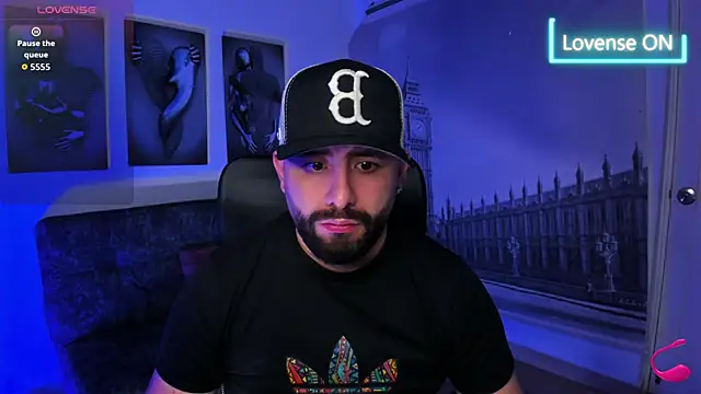 Snapshot of jhon_bear03 chatting on 11/20/25, 11:10 jhon bear03 online show from 11/20/25, 11:10