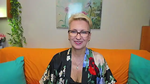 iamyourdream89 online show from 12/01/25, 02:22