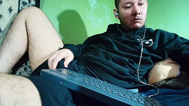 Snapshot of sweet_cock28 chatting on 01/31/25, 06:36 sweet cock28 online show from 01/31/25, 06:36