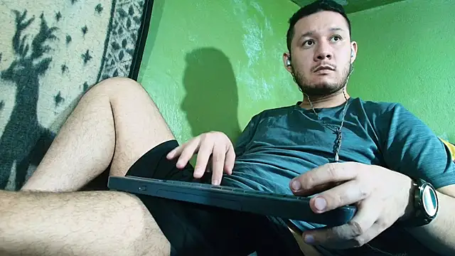 Snapshot of sweet_cock28 chatting on 02/02/25, 06:20 sweet cock28 online show from 02/02/25, 06:20