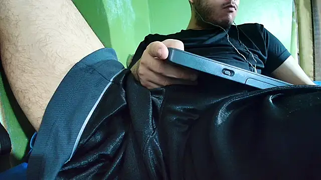 Snapshot of sweet_cock28 chatting on 03/14/25, 06:50 sweet cock28 online show from 03/14/25, 06:50