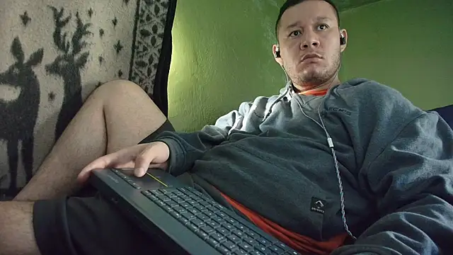 sweet cock28 online show from 04/12/26, 02:11