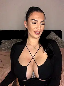 Snapshot of Mia-Bremer chatting on 11/27/25, 04:31 Mia-Bremer online show from 11/27/25, 04:31