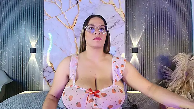 big tits in your face online show from 03/27/26, 08:08