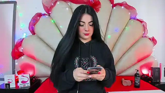 Natasha  Blue online show from 12/28/24, 08:04