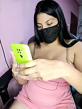 Snapshot of kanyat_ chatting on 09/22/25, 06:32 kanyat  online show from 09/22/25, 06:32