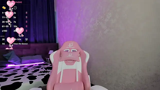 Pink diablo online show from 01/20/25, 03:26
