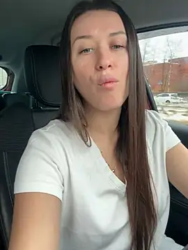 Snapshot of Cherry_Beauty chatting on 01/15/25, 08:09 Cherry Beauty online show from 01/15/25, 08:09