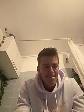 Snapshot of Toyjungee chatting on 10/01/25, 10:05 Toyjungee online show from 10/01/25, 10:05