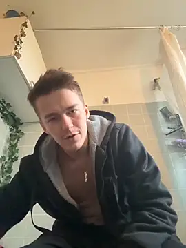 Snapshot of Toyjungee chatting on 10/28/25, 03:25 Toyjungee online show from 10/28/25, 03:25